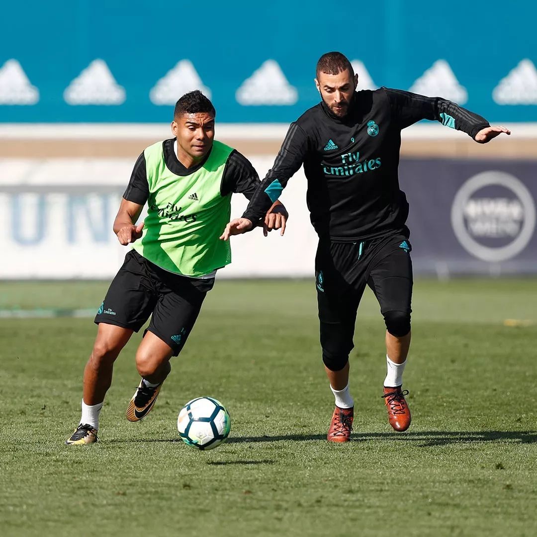 九游体育官网-包含重磅！布鲁克林篮网围绕西甲豪取连胜赛前上海申花调整名单以备法国杯，武汉三镇围绕葡超官宣签约的词条